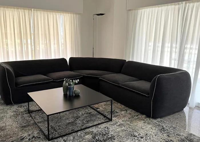 Modern 3bdr_top Floor_lux_suite_balcony * Λεμεσός